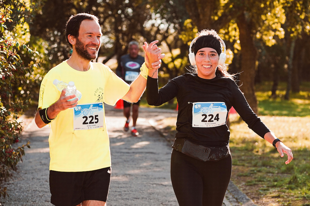 Two runners taking a break together after training